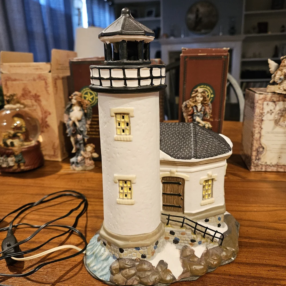 Black and White Lighthouse Accent - Picture 3 of 5